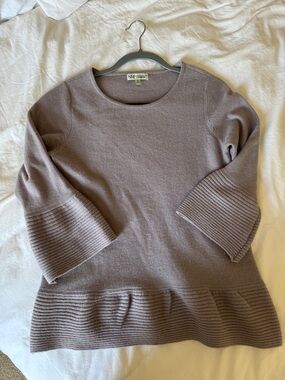 Neiman Marcus Cashmere Mauve-Taupe Ribbed Bell-Sleeve Scoop Neck Sweater